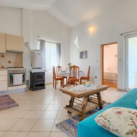 Tatil Evi Ana Lucija By Interhome Pula