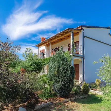 Ana Lucija By Interhome * بولا