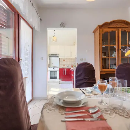 Ana Lucija By Interhome بولا