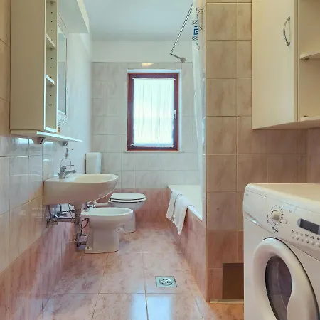 Ana Lucija By Interhome بولا